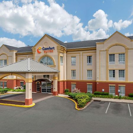 Comfort Suites Newark - Harrison Екстериор снимка